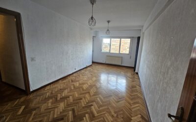 Piso en venta en Calle de la Isla de Arosa (Madrid)